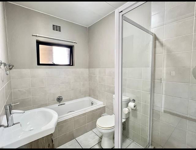 2 BEDROOM APARTMENT FOR SALE IN BARBEQUE DOWNS